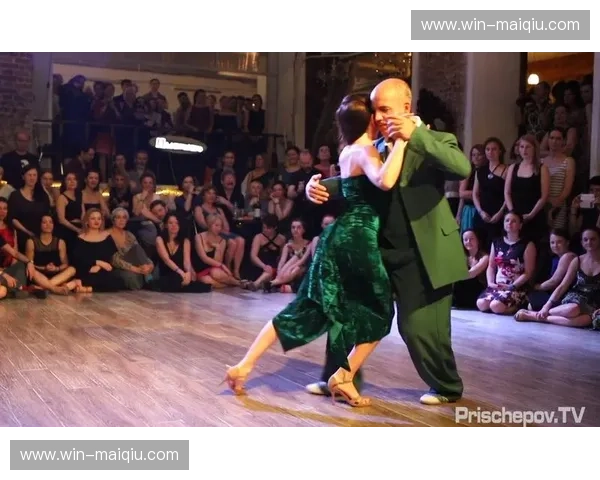 分析阿根廷队：探戈般的技艺、钢铁般的意志