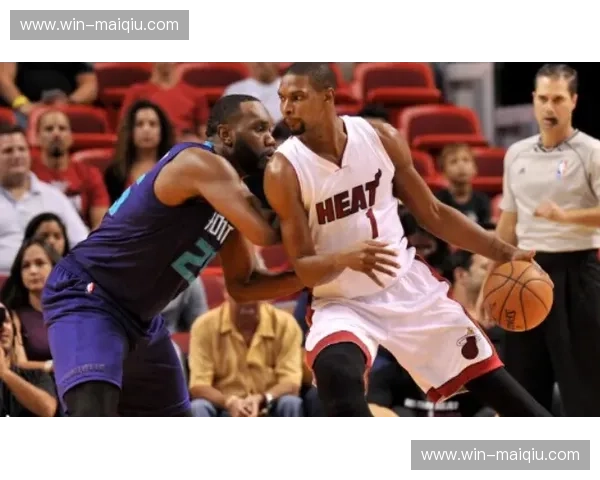 热火vs黄蜂直播:燃烧的对决,谁能主宰迈阿密之夜? 热火vs黄蜂直播:燃烧的对决,谁能主宰迈阿密之夜?